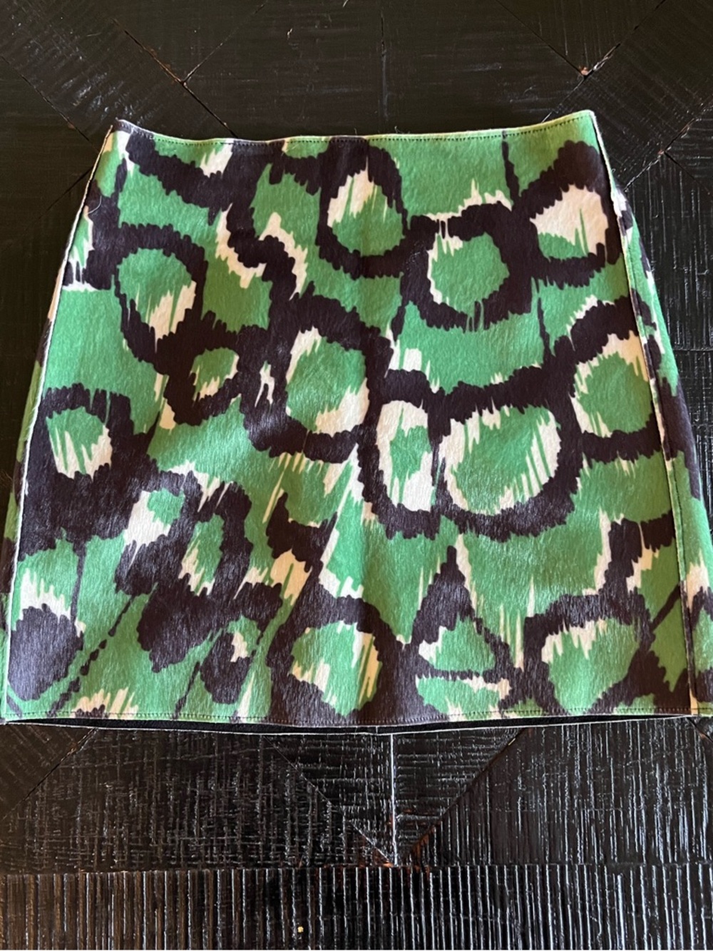 French Connection Green, Black & Cream Abstract Animal-Print Mini Skirt Size 2
